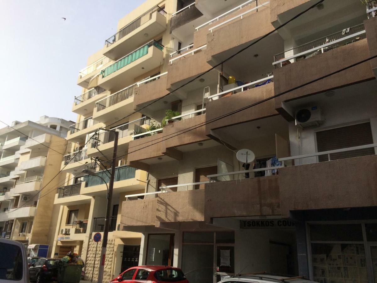 Studio Apartment Larnaka Exterior foto